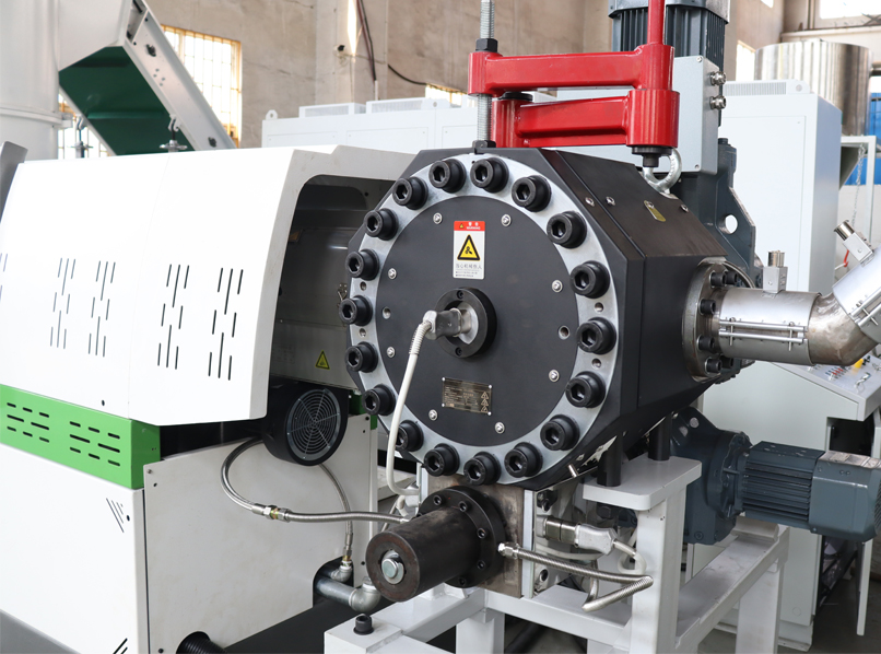 Double Stage Plastic HDPE LDPE LLDPE Film Pelletizing Machine With Automatic Continuous Laser Filter